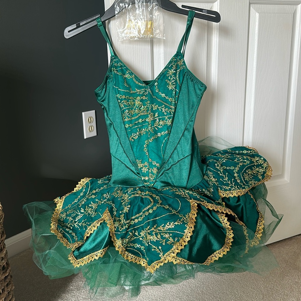 Dance costume
